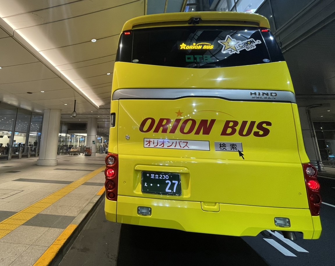 貸切バスで都内から羽田空港まで送迎させていただきました！